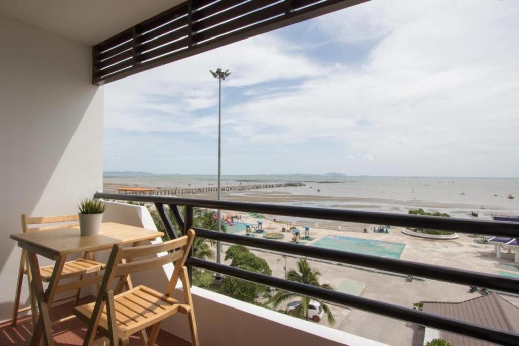 Hotel Seabreeze Bangsaen Chonburi Exteriér fotografie