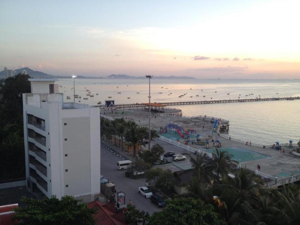 Hotel Seabreeze Bangsaen Chonburi Exteriér fotografie